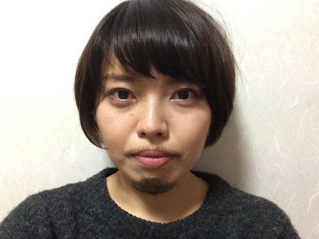 女だけど ヒゲ を生やして鼻下にビールの泡をつけたい 女だけど ヒゲ を生やして鼻下にビールの泡をつけたい